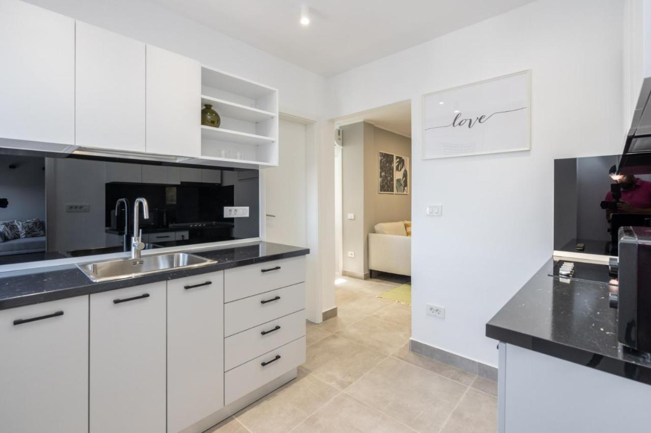 Alfie Center Apartment Бухарест Екстер'єр фото
